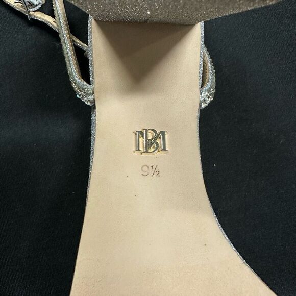 New Badgley Mischka Becca Silver Rhinestone Bedazzled Heeled Sandals 9.5 - Picture 7 of 8